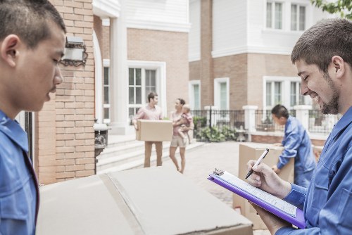 Secure Man With Van Hollandpark payment options on a protected booking page