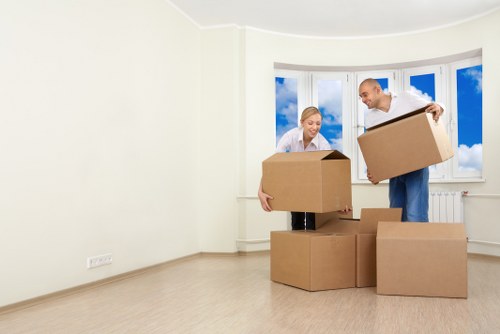 Packing support for a period property in Holland Park