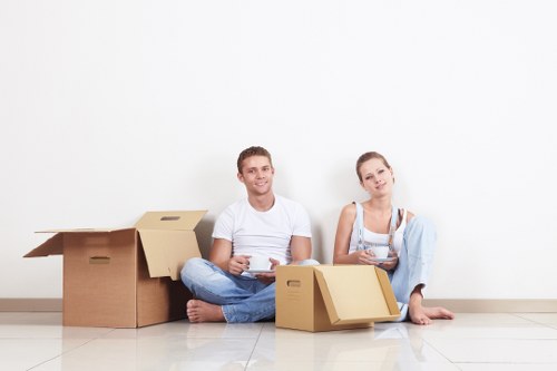 Local moving help for flat removals near Holland Park