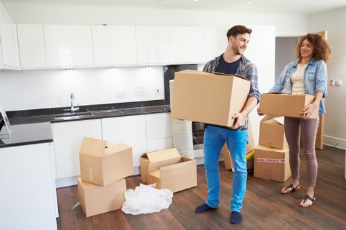 Free quote concept for Hollandpark man with van moving and delivery jobs